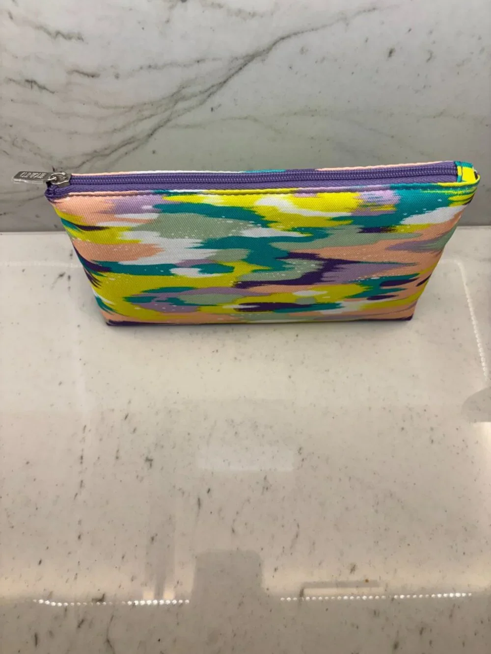 CLINIQUE Abstract Brushstroke Rainbow Makeup Bag Cosmetic Pouch Travel Case